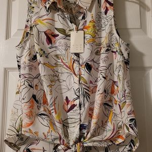 NWOT Sleeveless Blouse M (Fits Large)